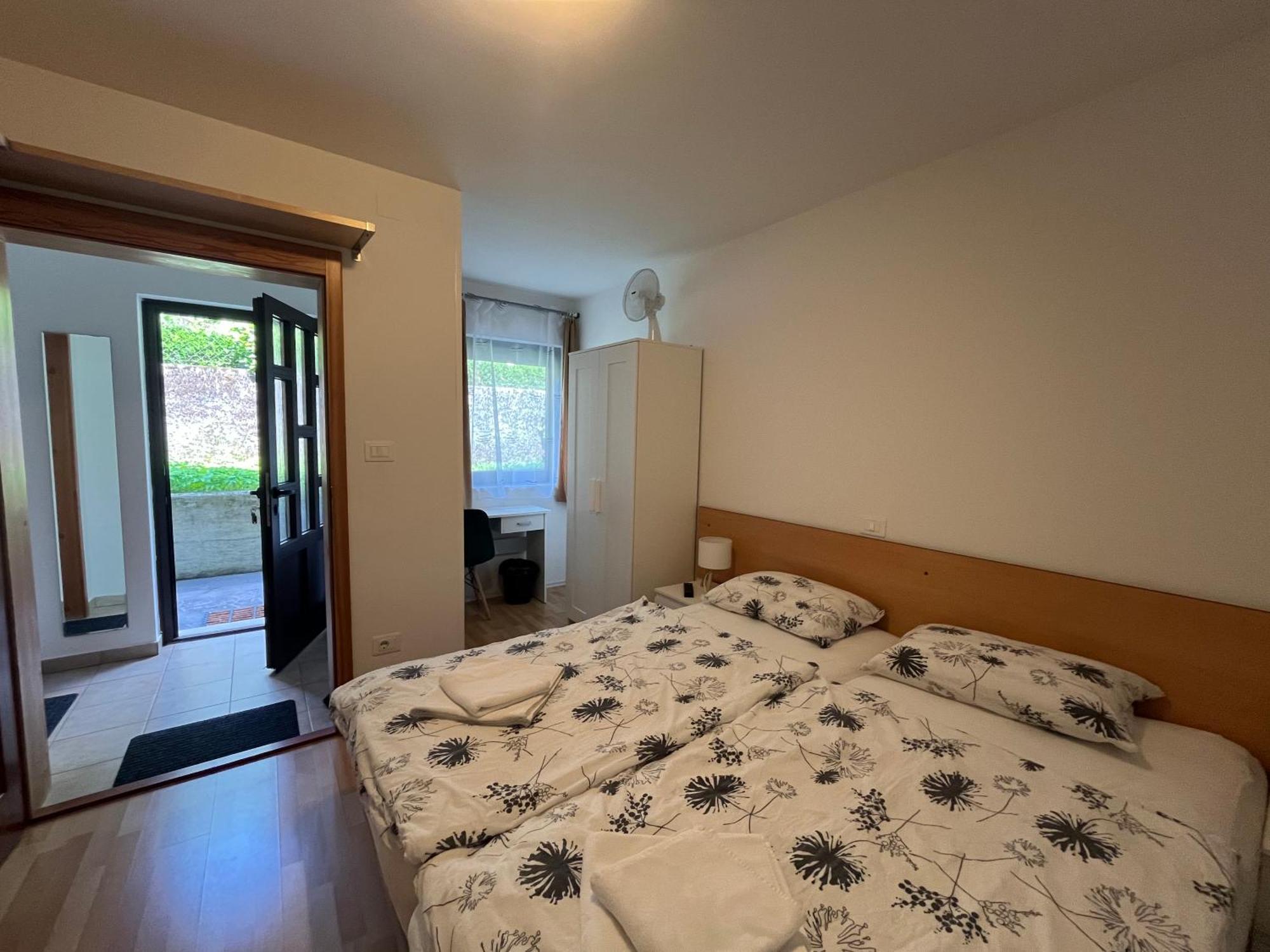 Apartments And Rooms Tajcr ボヴェツ エクステリア 写真