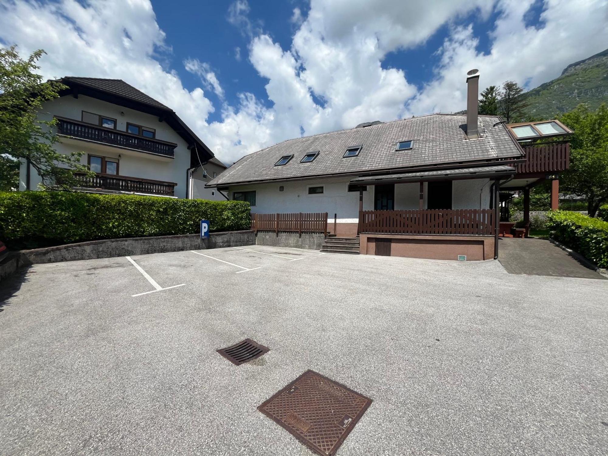 Apartments And Rooms Tajcr ボヴェツ エクステリア 写真